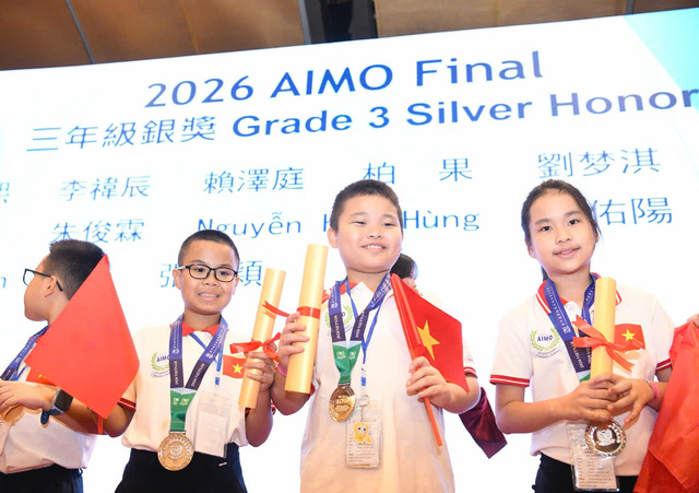 BA HỌC SINH FANSIPAN ĐOẠT HUY CHƯƠNG BẠC VÀ ĐỒNG TẠI AIMO 2026