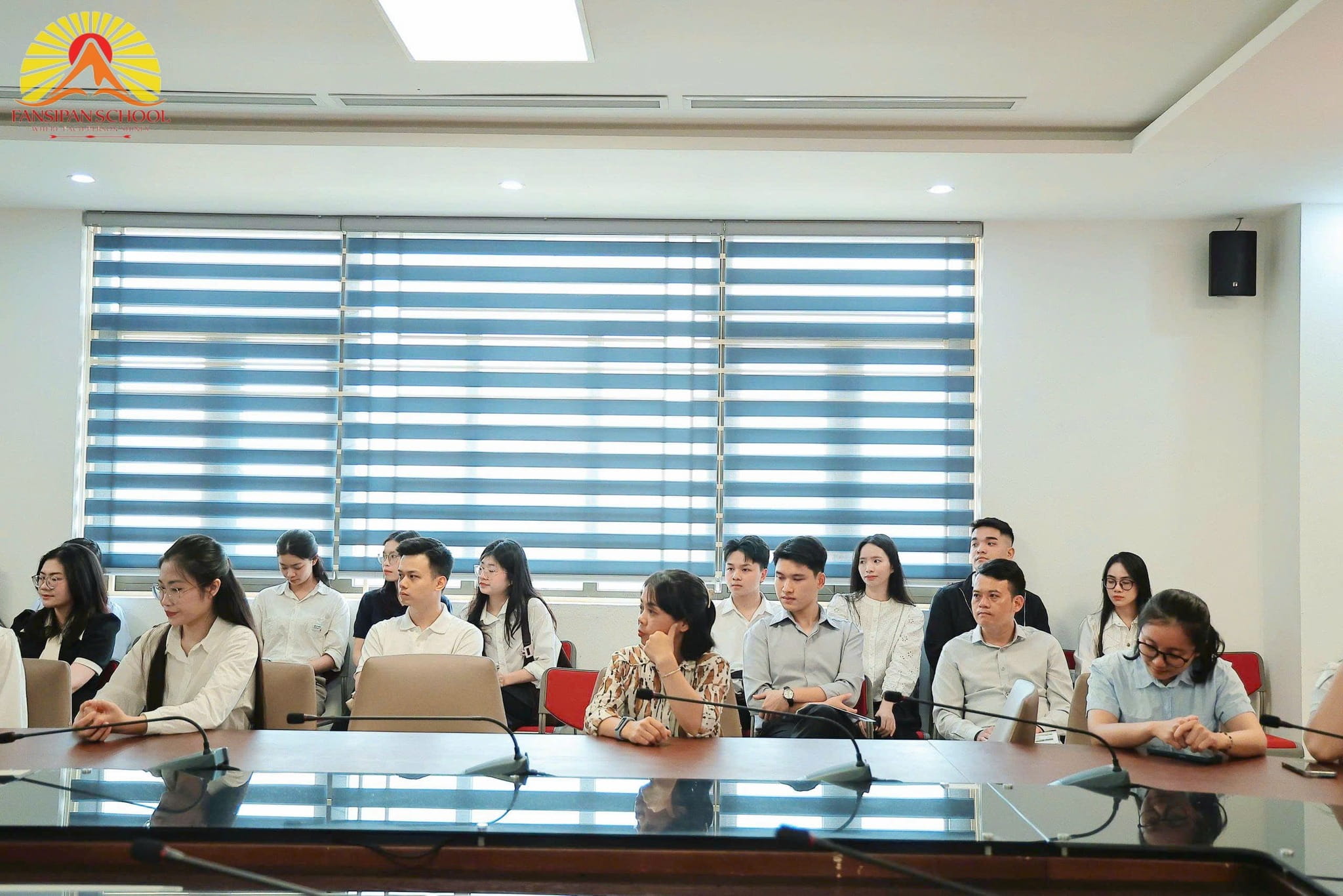 GẶP MẶT CÁC ỨNG VIÊN THAM GIA TUYỂN DỤNG GIÁO VIÊN NĂM HỌC 2026 – 2027